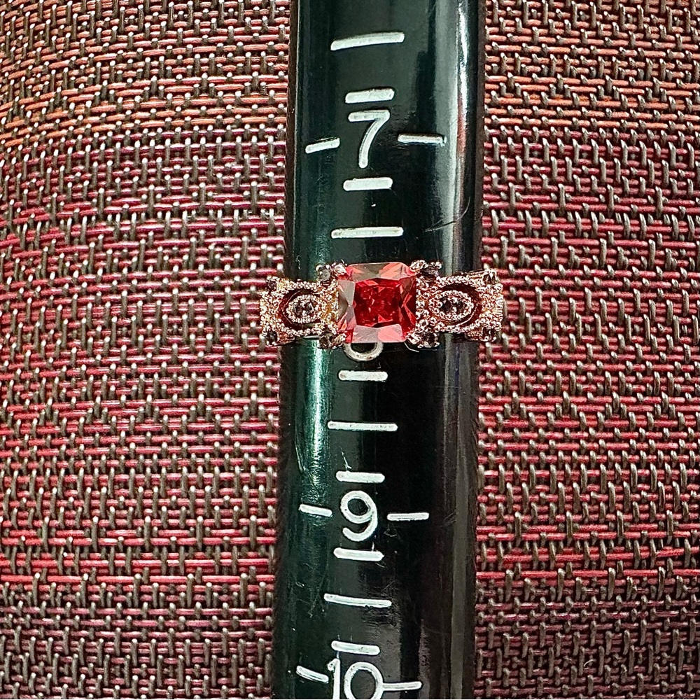 Fragrant Jewels Scarlet Elegance Ring